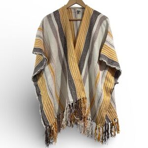 Aerie Soft poncho open front boho Cozy Poncho shrug yellow‎ tassel fringe